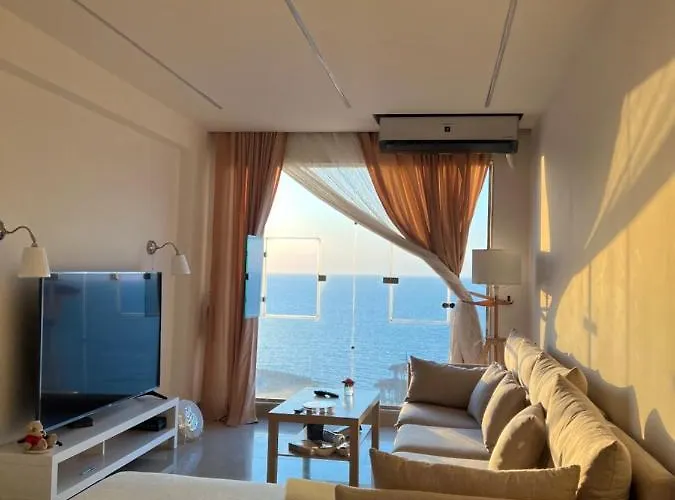 Hyat Apartments