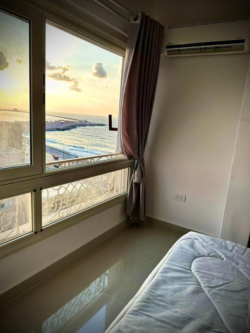 Apartment Hyat Alexandria